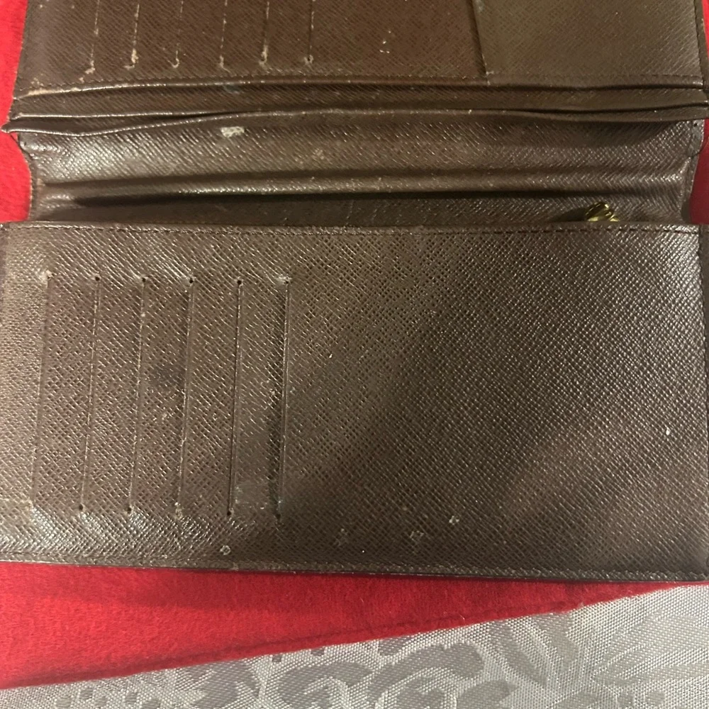 Louis Vuitton Brown Checkered Wallet - Picture 6 of 6